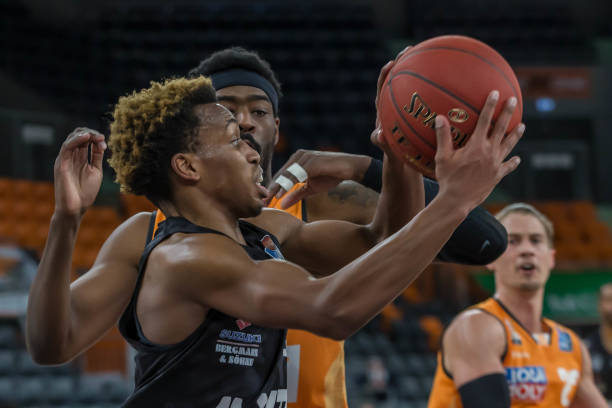 约意味着球 约意味着球