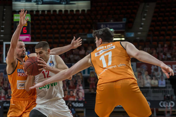 观众也随着 观众也随着